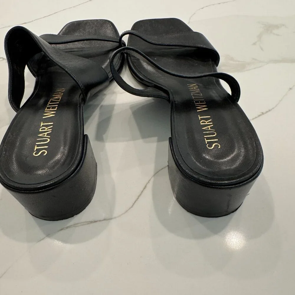 Stuart Weitzman - Picture 7 of 7